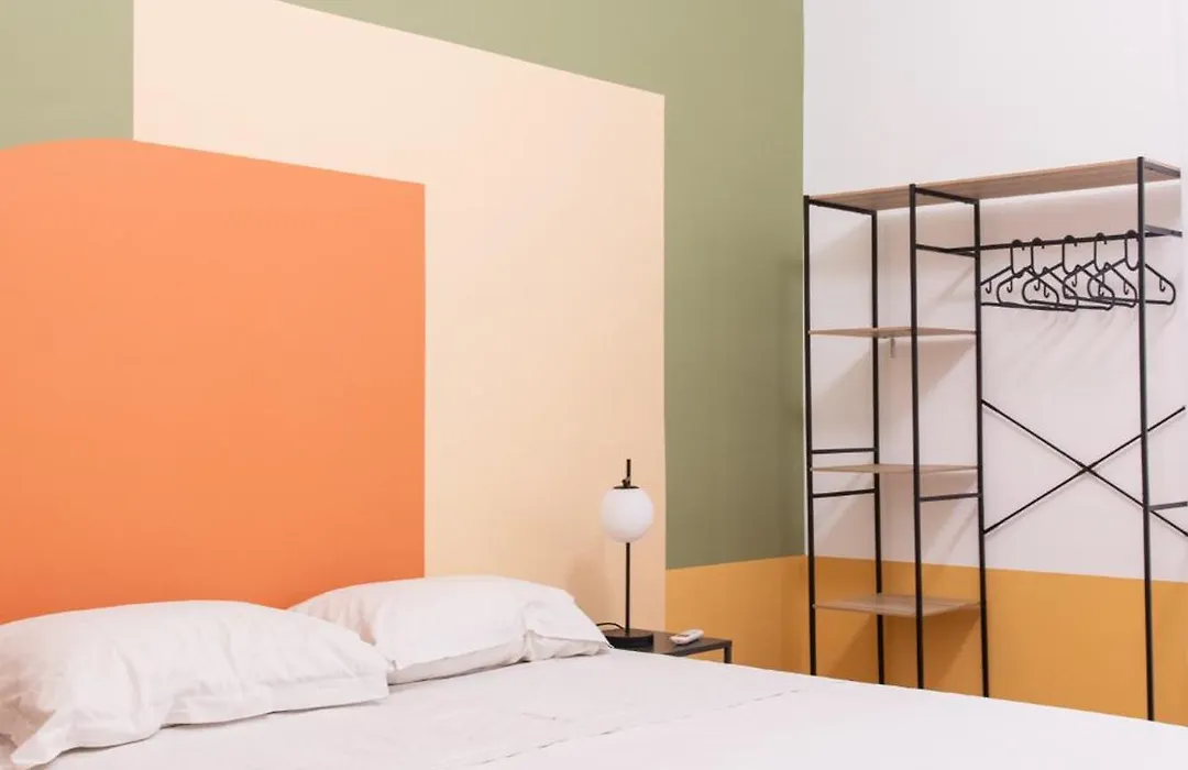 Boutique Apartment 10 Min To Colosseum And Termini-1